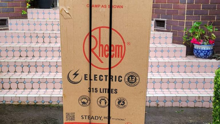 Rheem 491315 315L Electric Hot Water System Delivery