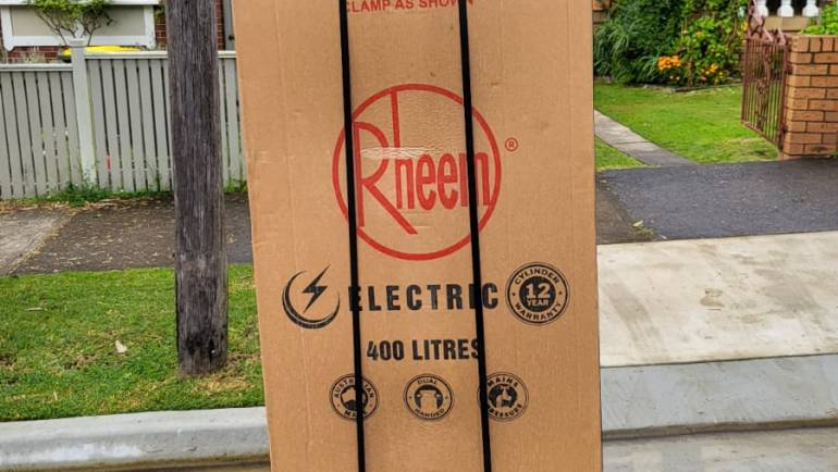 Rheem 491400 400L Electric Hot Water System Delivery