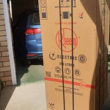 Rheem 491250 250L Electric Hot Water System Delivery