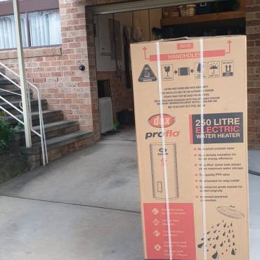 Dux 250T136 250L Electric Hot Water System Delivery